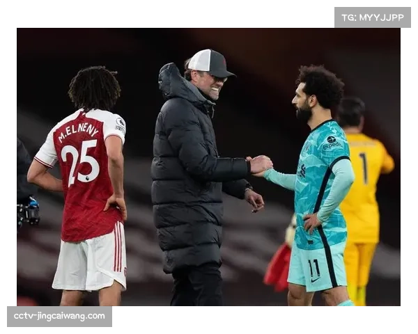 英超俱乐部联合发起“足球进校园”计划，旨在提升青少年参与度